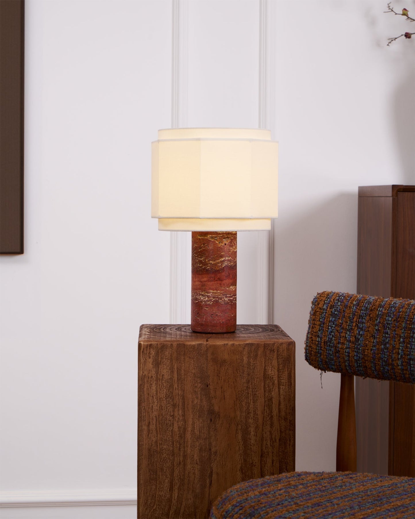 Pipito Table Lamp – Elegant Design with Cozy Ambiance 5
