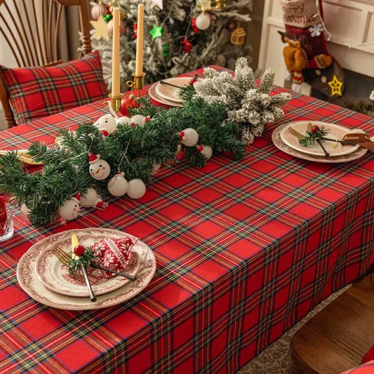 Plaid Christmas Tablecloth Red Green – Cozy Atmosphere for Festive Gatherings 0