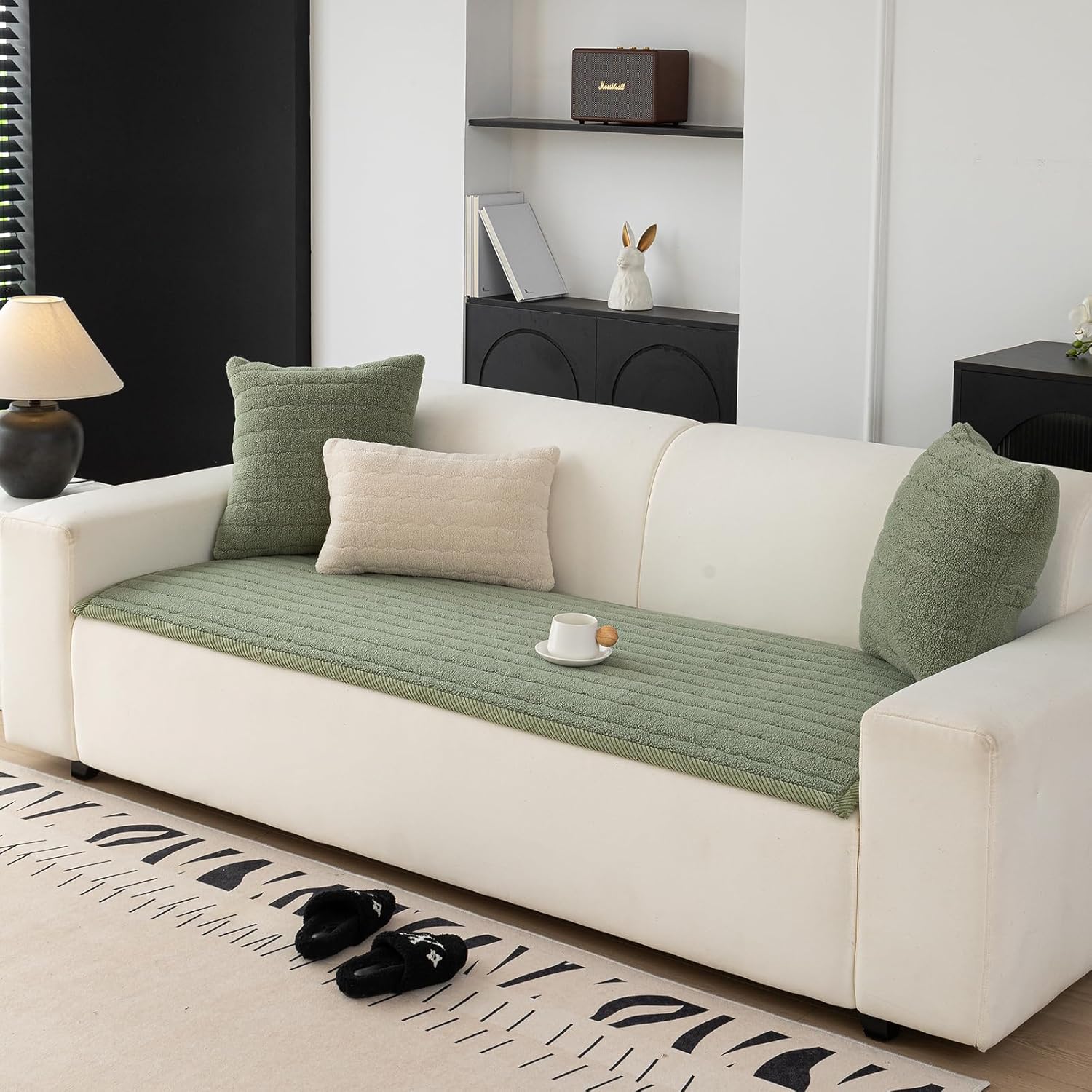 PolyPlush Sofa Cover – Cozy Style with Ultimate Protection 2