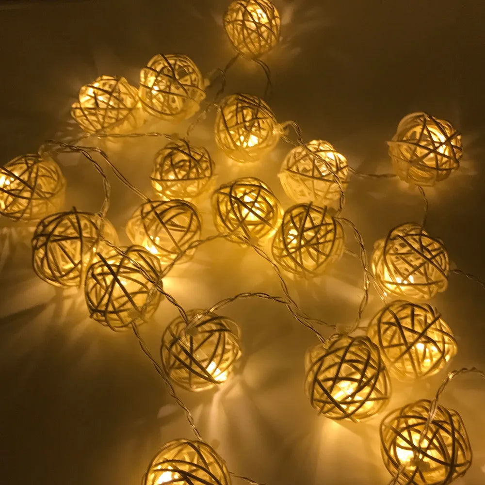Rattan Ball Light Chain – Enchanting Decor with Warm Glow 0