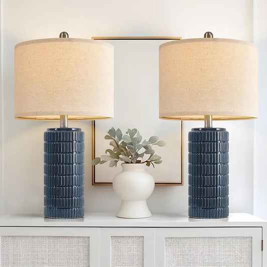 Retro Style Ceramic Table Lamp – Chic Design with Cozy Ambiance 1