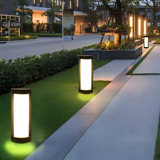 Round Waterproof LED Solar Light – Elegant Illumination for Outdoor Spaces 1