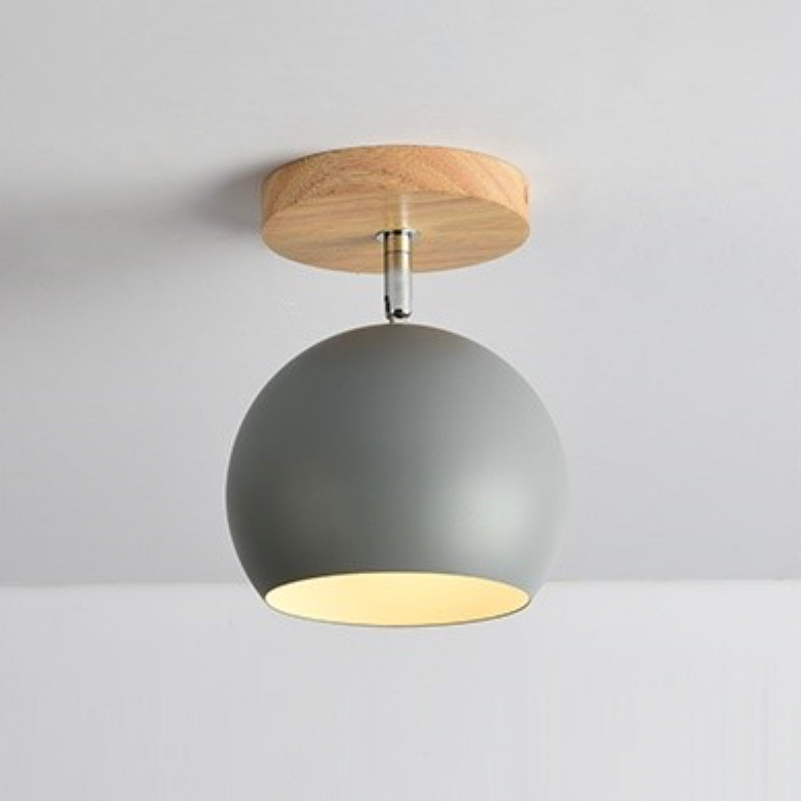 Scandinavian Wooden Ceiling Light Fixture – Elegant Design with Adjustable Glow 7