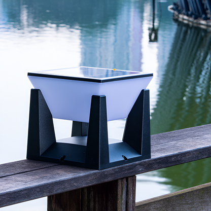 Serelith Solar Lamp – Elegant Illumination for Outdoor Spaces 2