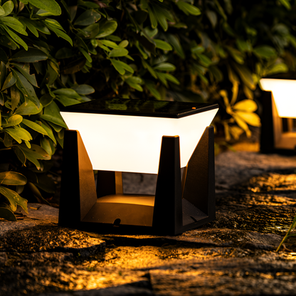 Serelith Solar Lamp – Elegant Illumination for Outdoor Spaces 6