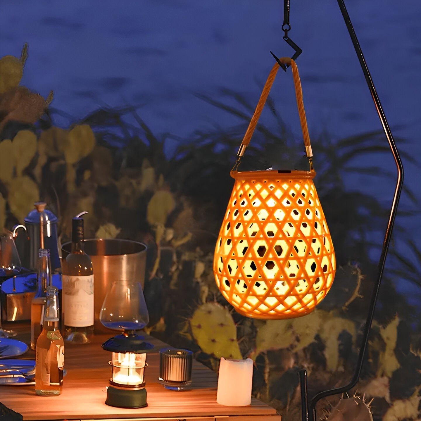 Solar Garden Lamp – Eco-Friendly Warm Glow for Outdoor Spaces 3