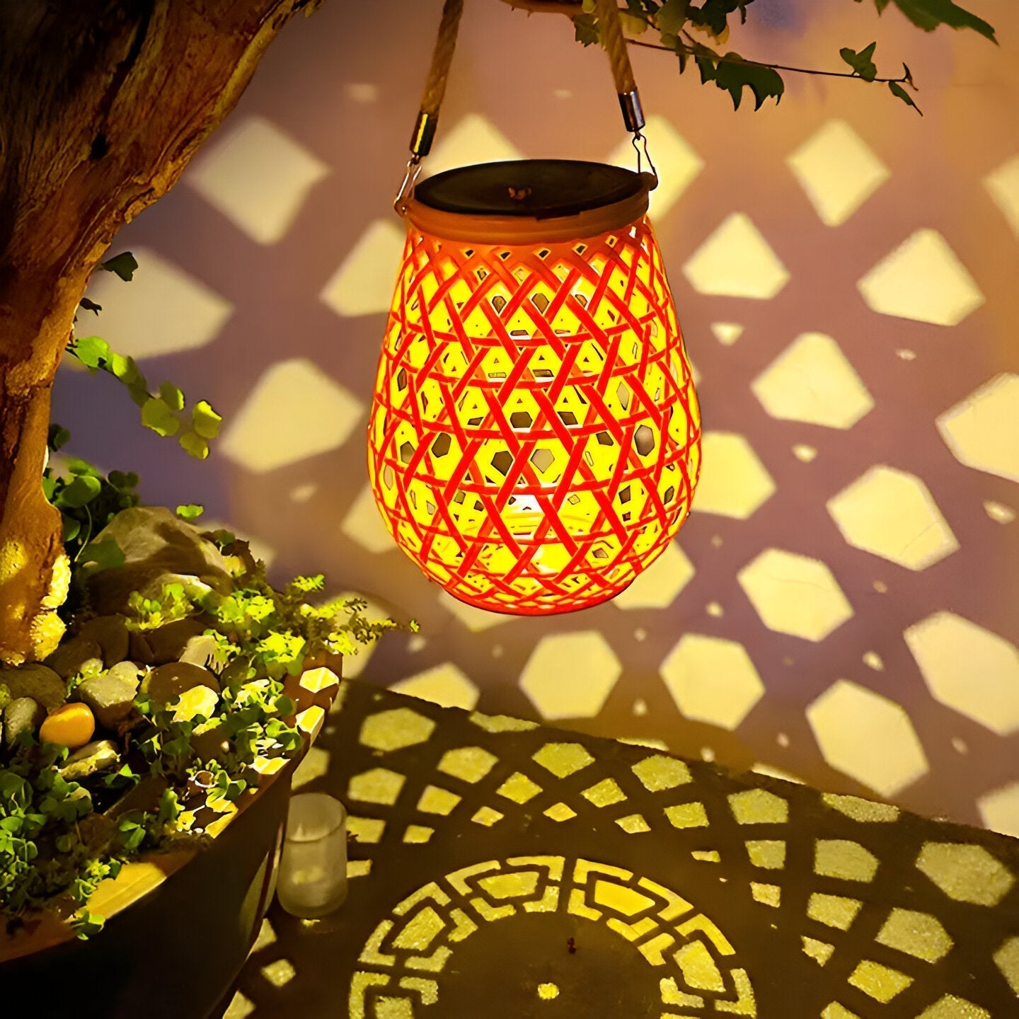 Solar Garden Lamp – Eco-Friendly Warm Glow for Outdoor Spaces 6