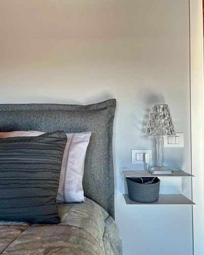 Sparkle Glam Table Lamp – Elegant Touch for Cozy Spaces 7