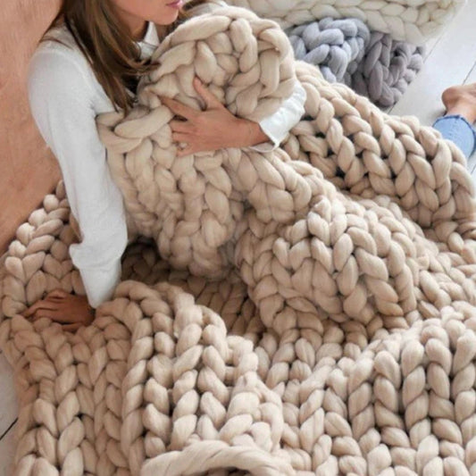 The Majestic Knitting Plant – Elegant Handmade Ceiling Blanket for Ultimate Relaxation 0