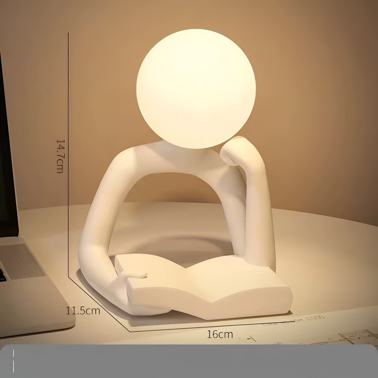 Thinker Moon Sculpture Table Lamp – Artistic Reading Light for Modern Rooms 6