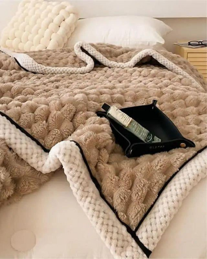 Tranquille Haven Plaid – Luxurious Comfort for Serene Spaces 2