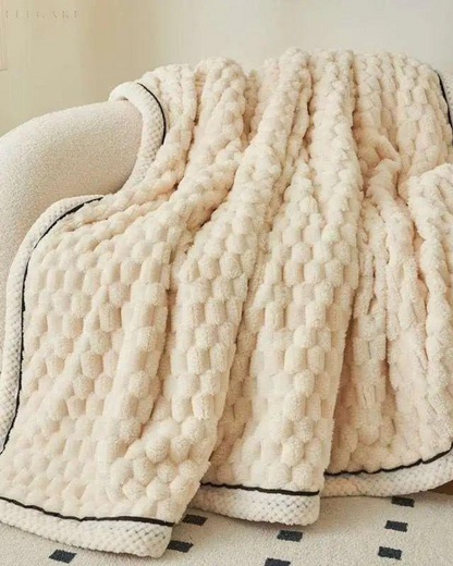 Tranquille Haven Plaid – Luxurious Comfort for Serene Spaces 7