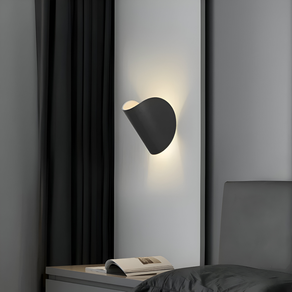 Twist Wall Light Metal – Customizable Illumination for Modern Spaces 5