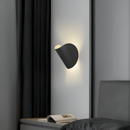 Twist Wall Light Metal – Customizable Illumination for Modern Spaces 5