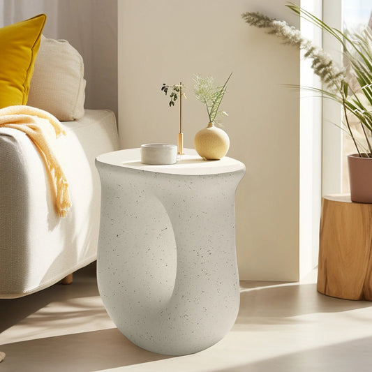 U-Shaped Geometric Side Table – Stylish Design for Indoor and Outdoor Use 0