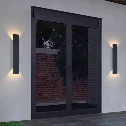 Weather-Resistant Aluminum Outdoor Wall Light – Stylish Illumination with Energy Efficiency 0