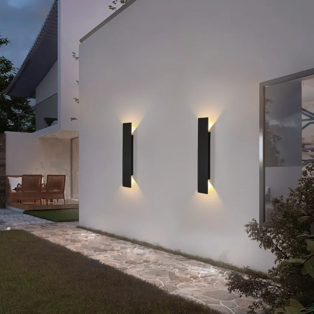 Weather-Resistant Aluminum Outdoor Wall Light – Stylish Illumination with Energy Efficiency 2