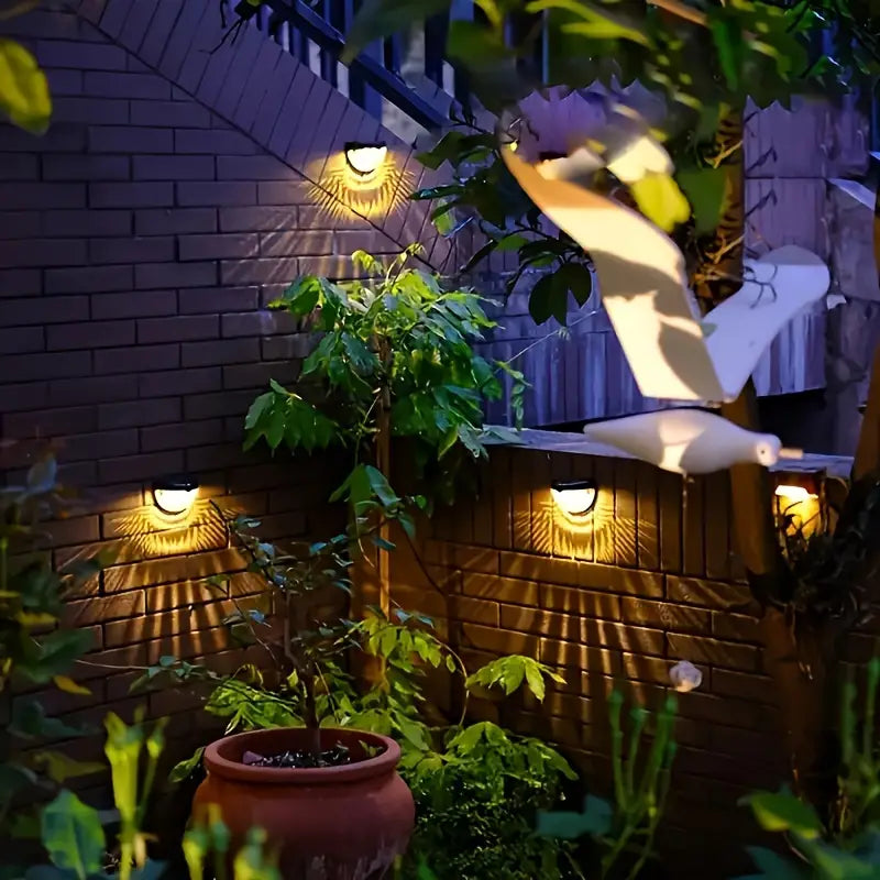 <strong>Decorative Solar Fence Lights</strong> – Eco-Friendly Illumination for Your Garden 2