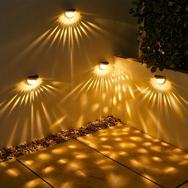 <strong>Decorative Solar Fence Lights</strong> – Eco-Friendly Illumination for Your Garden 4