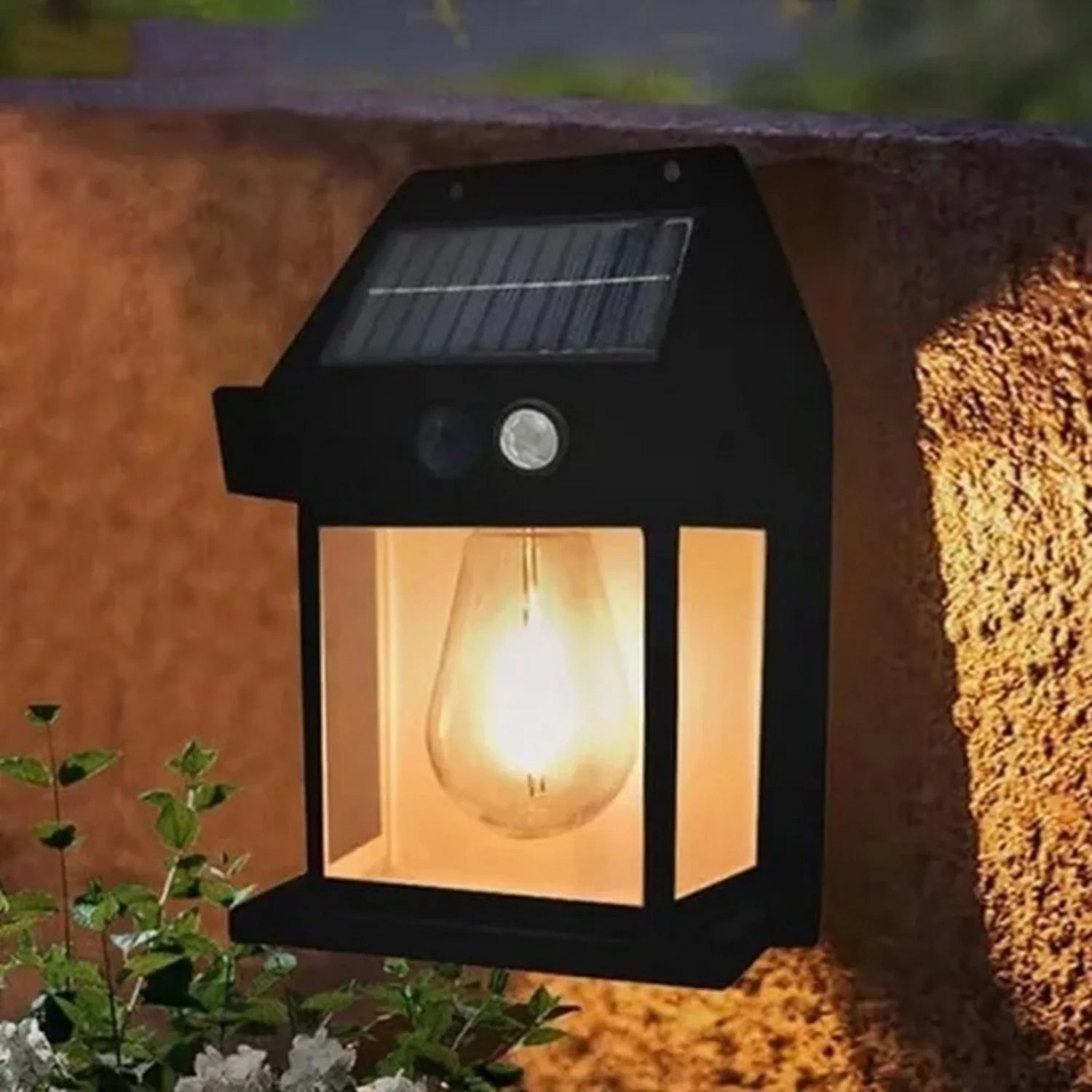<strong>Solar Wall Light With Motion Sensor</strong> – <strong>Eco-Friendly Illumination For Outdoor Spaces</strong> 2
